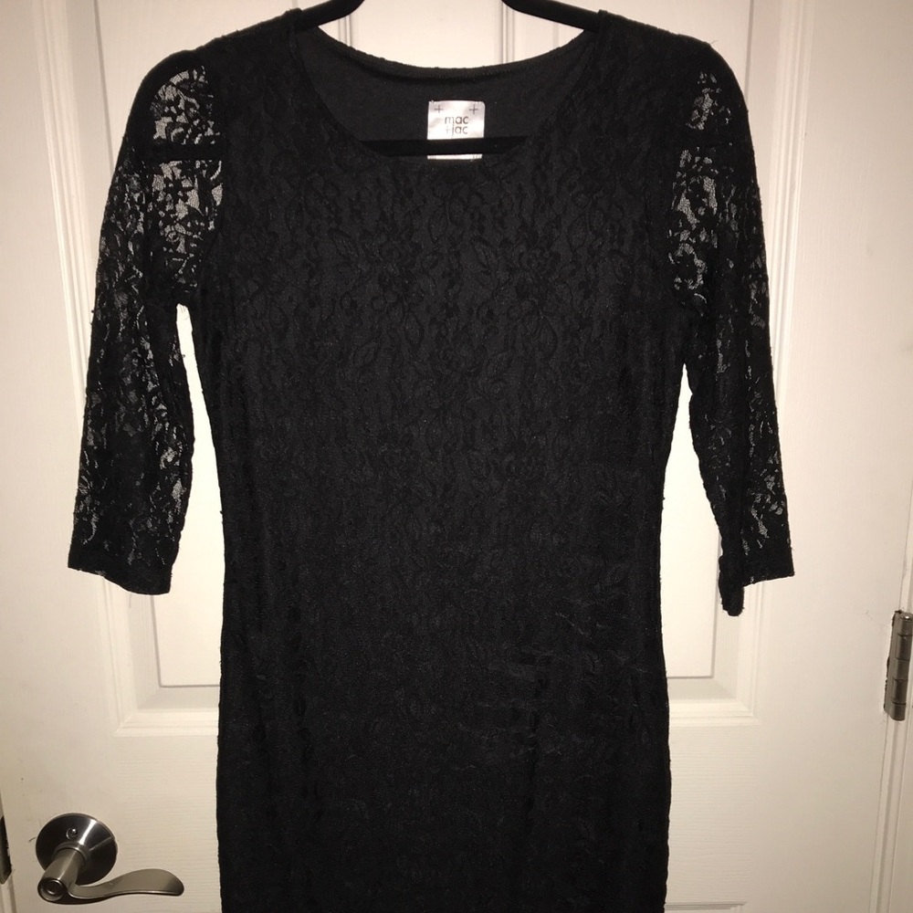 Black lacy dress